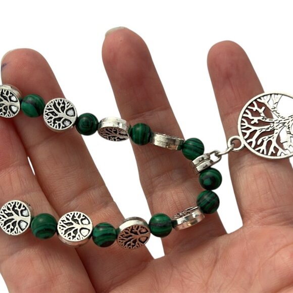 Tree of Life Bracelet Green Malachite Beads Silver Tone Stretch Boho Yoga Beaded - Picture 7 of 8